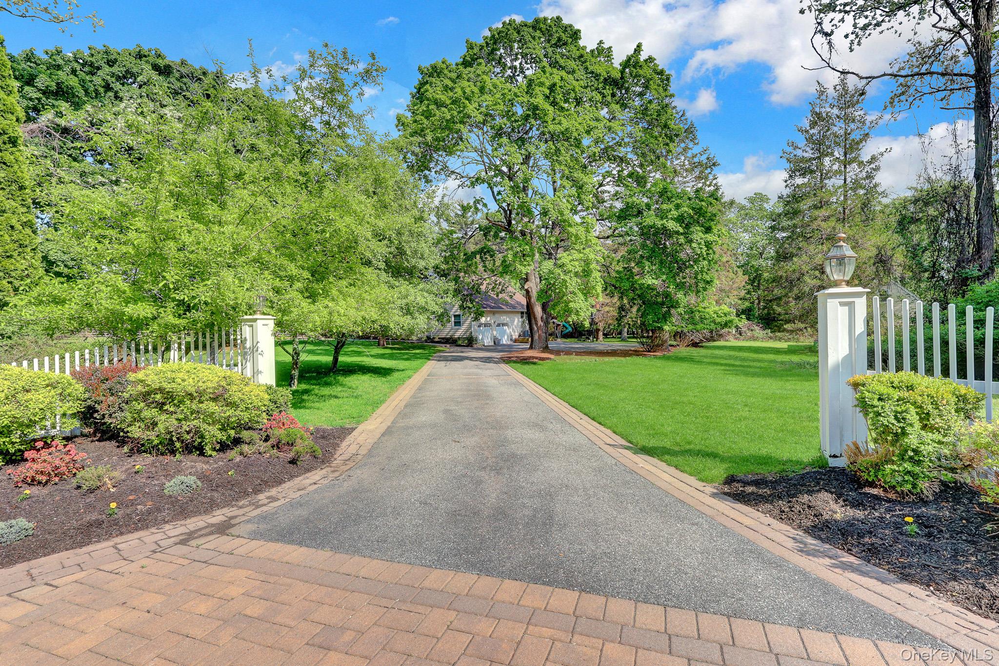 15 Stillwater Road Nissequogue, NY 11780 - Photo 3 of 43