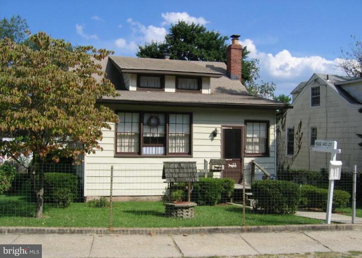 6307 Beechwood Road Baltimore, MD 21239 - Photo 1 of 14 Exterior (Main)