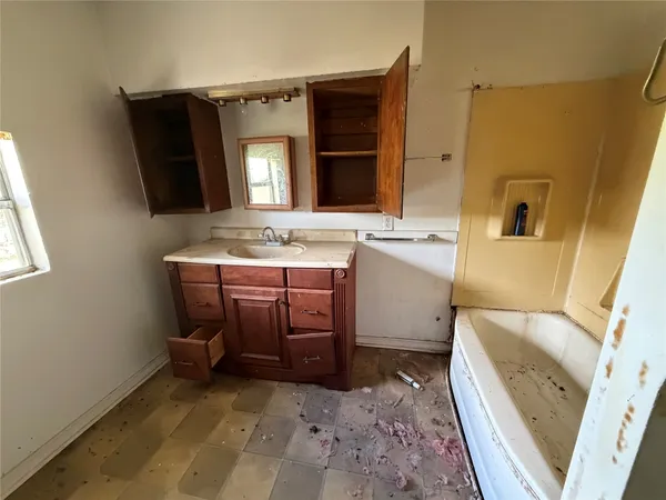 $485,000 | 281 Road 3017b, Dayton, TX 77535