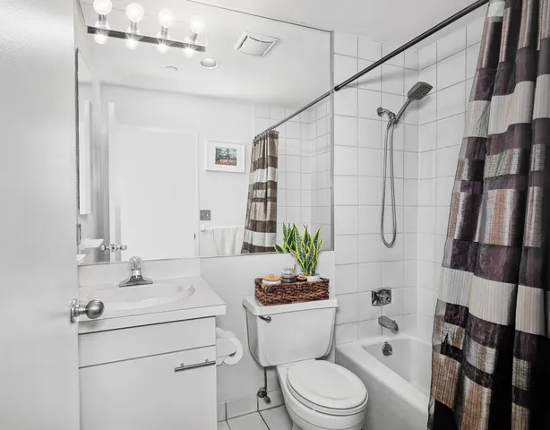 $599,000 | 518-536 Gregory Avenue, Unit A318, Weehawken, NJ 07086