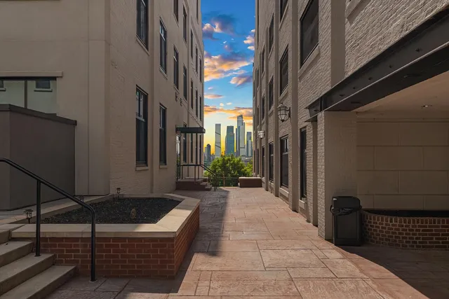 $599,000 | 518-536 Gregory Avenue, Unit A318, Weehawken, NJ 07086