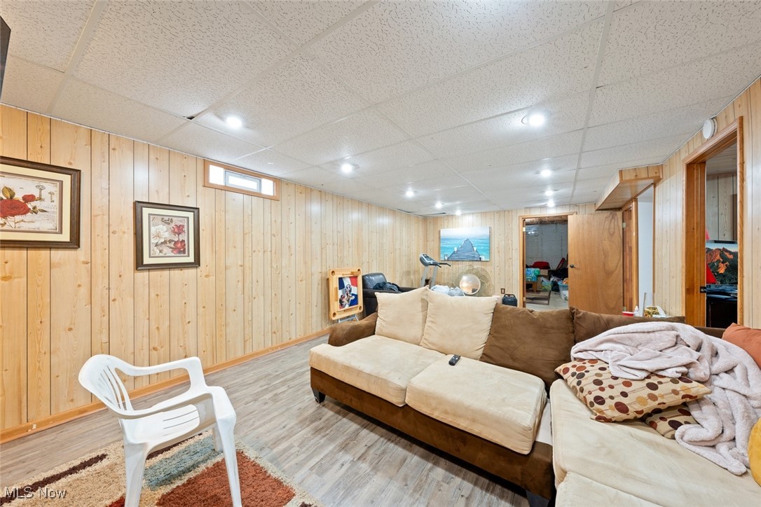 4245 Ridgeview Road Cleveland, OH 44144 - Photo 24 of 40 Gallery Image 24