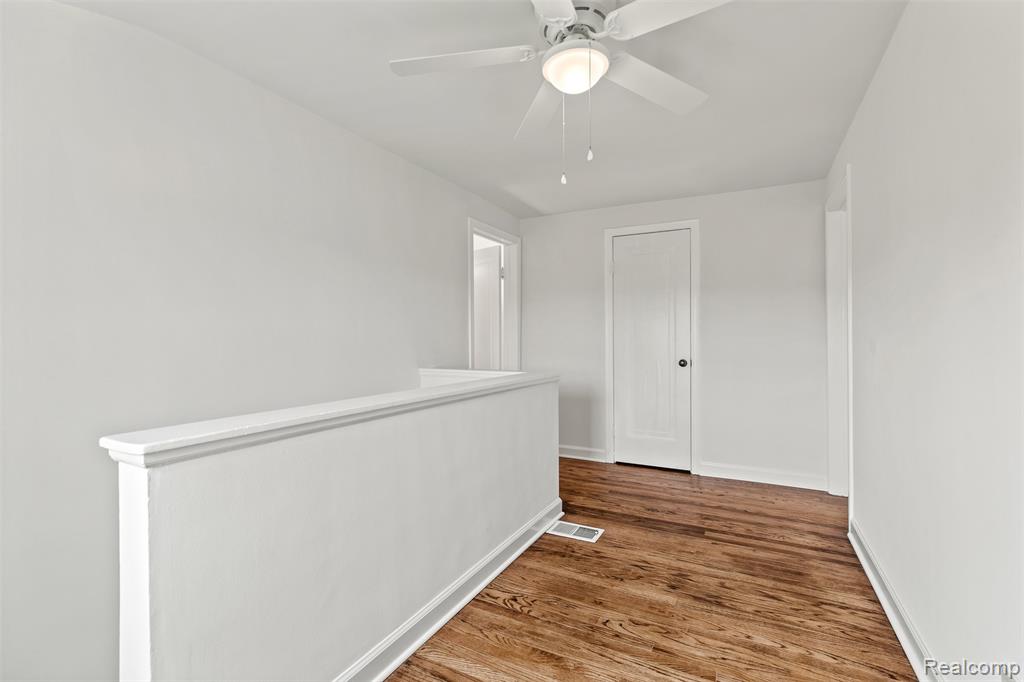 514 East Avon Road Rochester Hills, MI 48307 - Photo 18 of 42