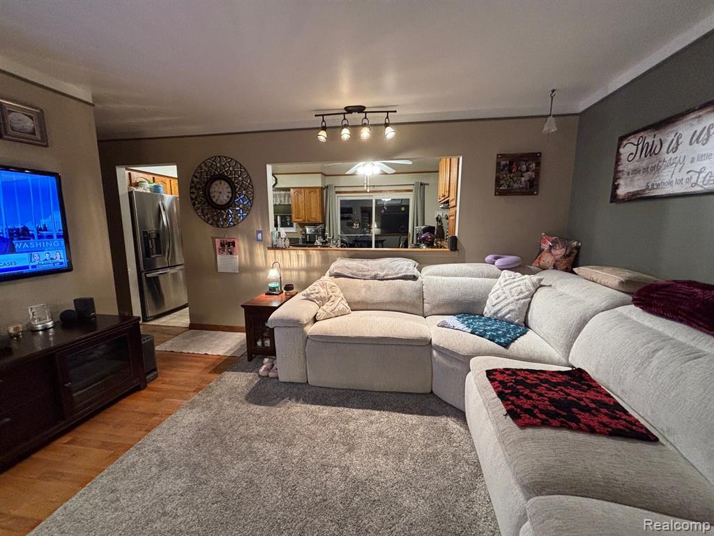 40724 Pickett Ridge Road Sterling Heights, MI 48313 - Photo 3 of 22 Gallery Image 3