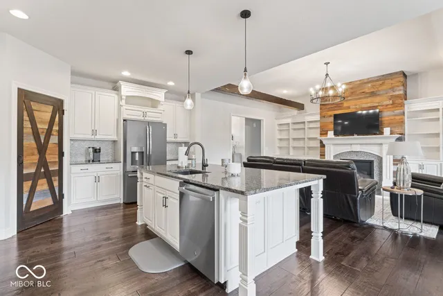 $759,000 | 1740 Golden Field Drive, Greenwood, IN 46143