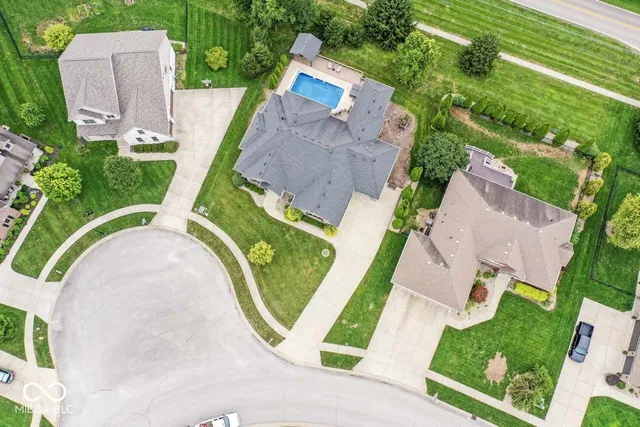 $759,000 | 1740 Golden Field Drive, Greenwood, IN 46143