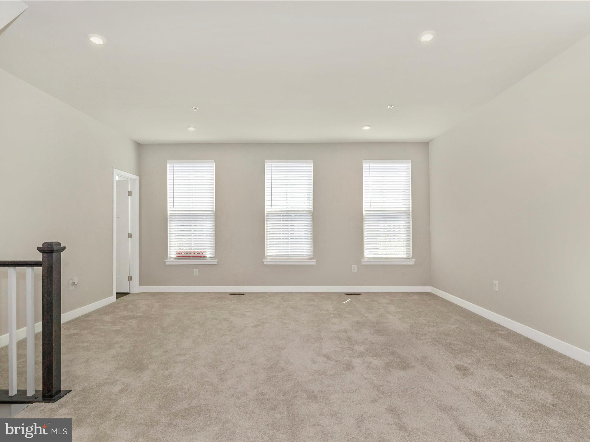 14957 Ring House Road Brandywine, MD 20613 - Photo 6 of 34 Living Room