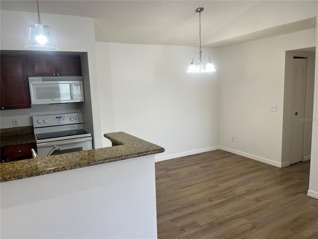 5132 Conroy Road, Unit 938 Orlando, FL 32811 - Photo 6 of 21