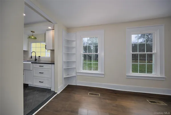 $469,000 | 30 Myrtle Avenue, Pine Plains, NY 12567