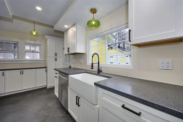 $469,000 | 30 Myrtle Avenue, Pine Plains, NY 12567