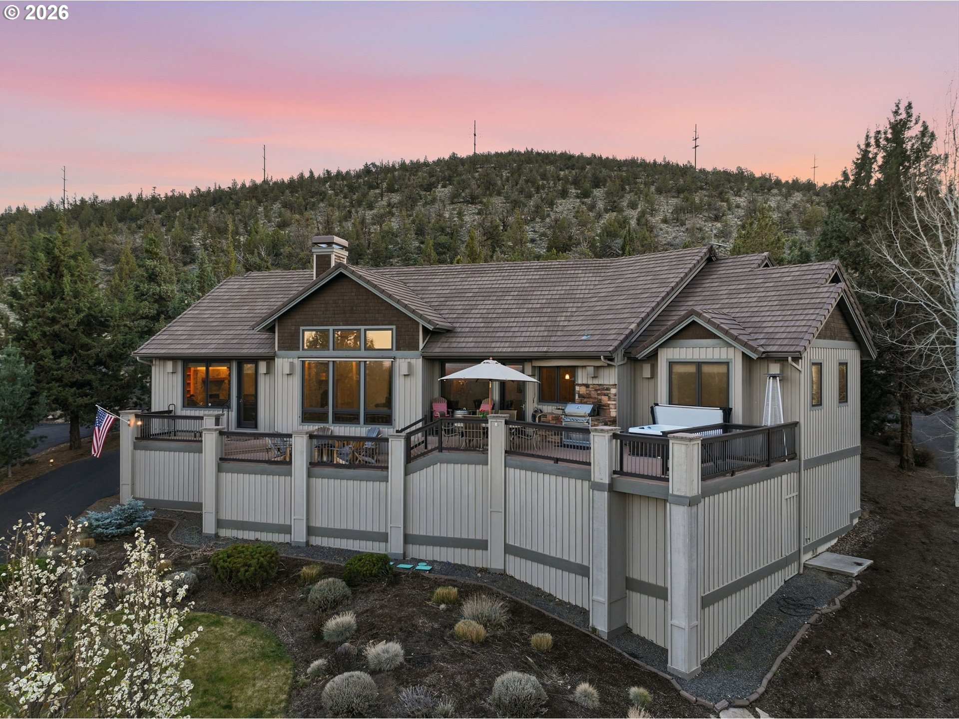 631 Sundance Ridge Court Redmond, OR 97756 - Photo 10 of 48