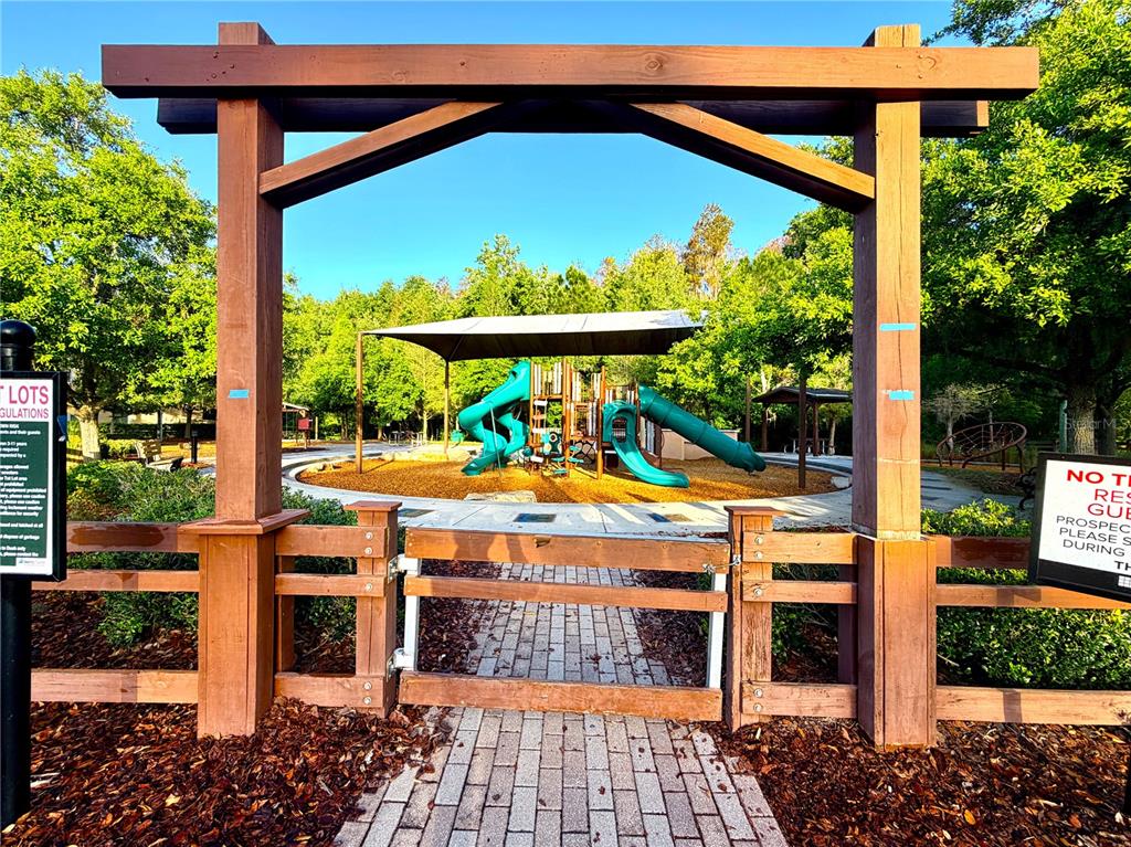 1160 Bering Road Wesley Chapel, FL 33543 - Photo 33 of 35