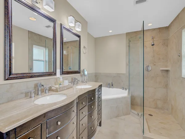 $12,000 | 956 Treasure Lane, Vero Beach, FL 32963