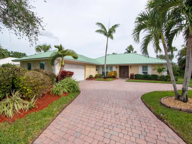 $12,000 | 956 Treasure Lane, Vero Beach, FL 32963