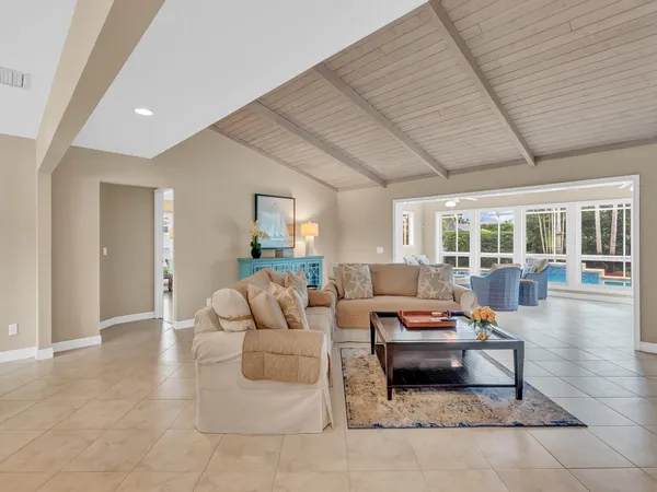 $12,000 | 956 Treasure Lane, Vero Beach, FL 32963