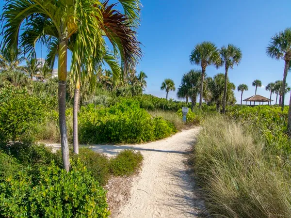 $12,000 | 956 Treasure Lane, Vero Beach, FL 32963