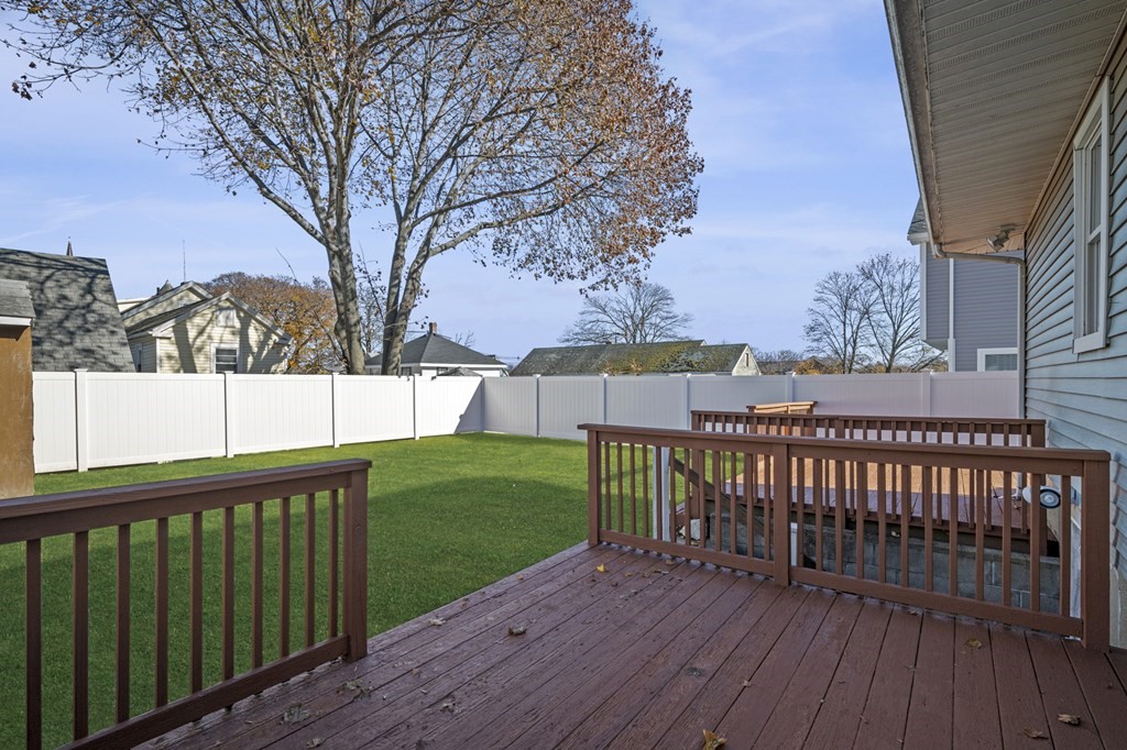 7 Coolidge Road Peabody, MA 01960 - Photo 3 of 31 Gallery Image 3