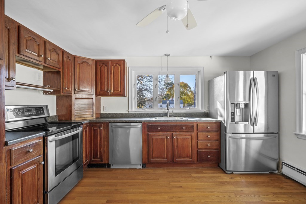 7 Coolidge Road Peabody, MA 01960 - Photo 10 of 31 Gallery Image 10