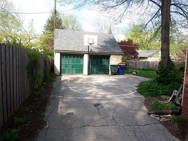 6054 Garver Road Indianapolis, IN 46208 - Photo 3 of 24 Gallery Image 3