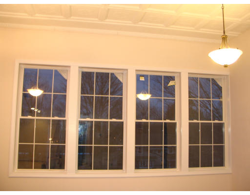 42 Phillips Road, Unit 2 Holden, MA 01520 - Photo 3 of 3 Gallery Image 3