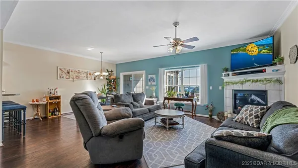 $435,000 | 438 Grandview Drive, Lake Ozark, MO 65049