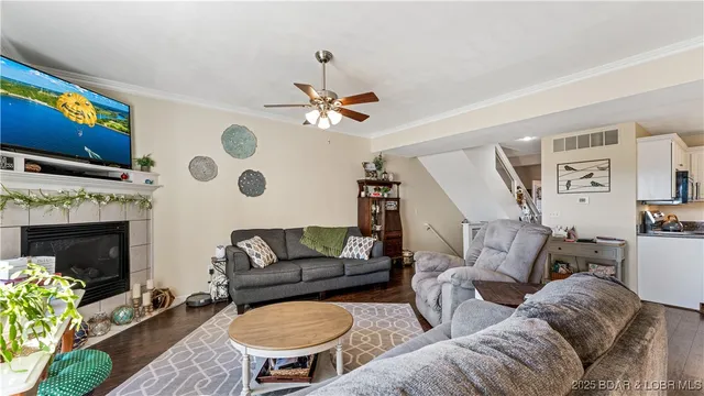 $449,000 | 438 Grandview Drive, Lake Ozark, MO 65049