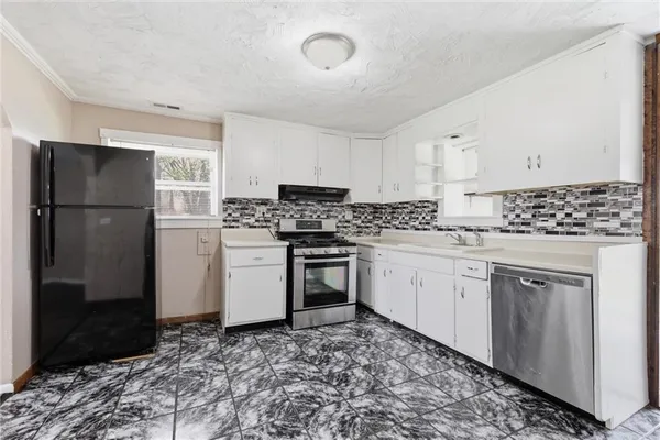 $145,000 | 613 East Kansas Avenue, Independence, MO 64050