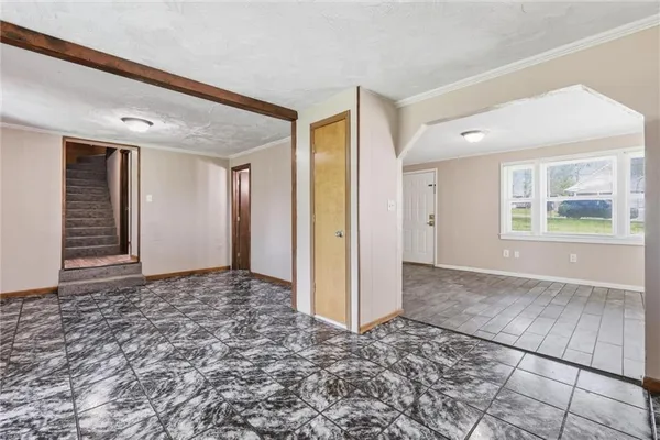 $145,000 | 613 East Kansas Avenue, Independence, MO 64050