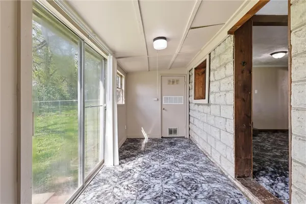 $145,000 | 613 East Kansas Avenue, Independence, MO 64050