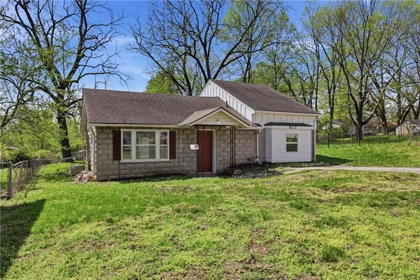 $145,000 | 613 East Kansas Avenue, Independence, MO 64050