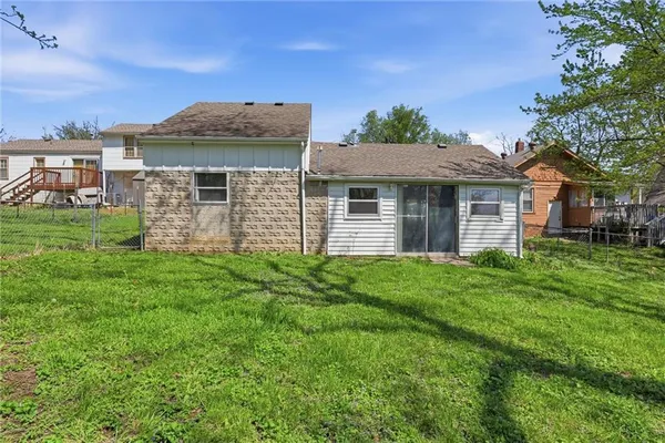 $145,000 | 613 East Kansas Avenue, Independence, MO 64050