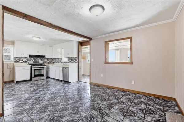 $145,000 | 613 East Kansas Avenue, Independence, MO 64050