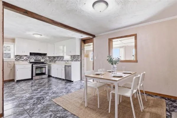 $145,000 | 613 East Kansas Avenue, Independence, MO 64050