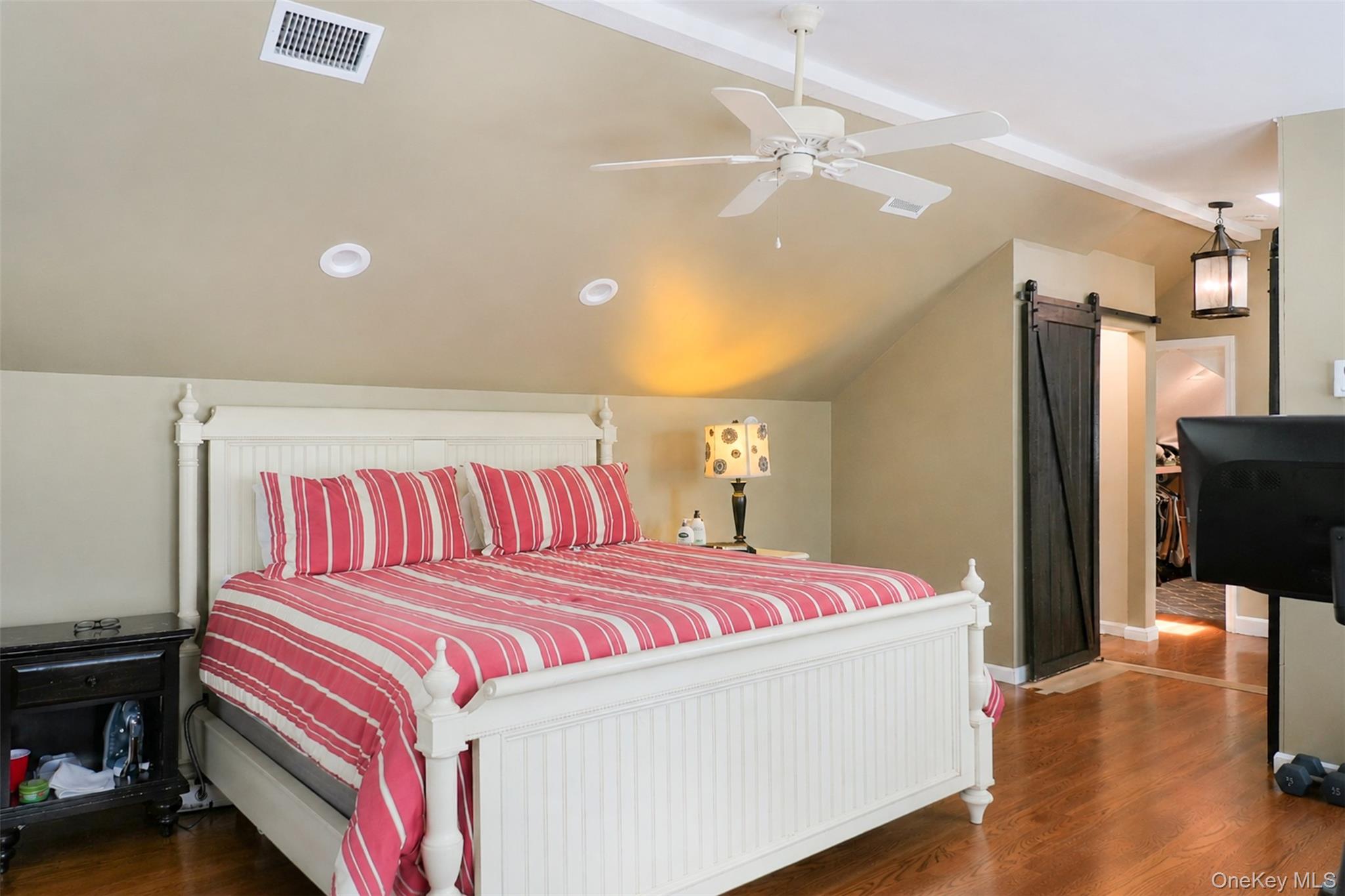 7 Country Club Road Bellport, NY 11713 - Photo 20 of 45