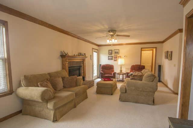 836 Hickory Ridge Trail Columbia, TN 38401 - Photo 5 of 20 Cozy, yet roomy with good natural light.