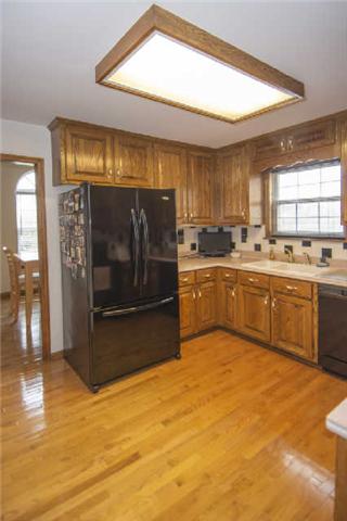 836 Hickory Ridge Trail Columbia, TN 38401 - Photo 7 of 20 Remodeled kitchen with Corriane countertops.