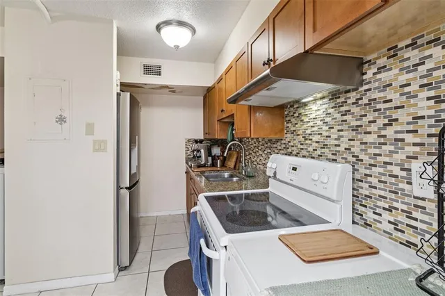 $129,000 | 50 Needle Boulevard, Unit 32, Merritt Island, FL 32953