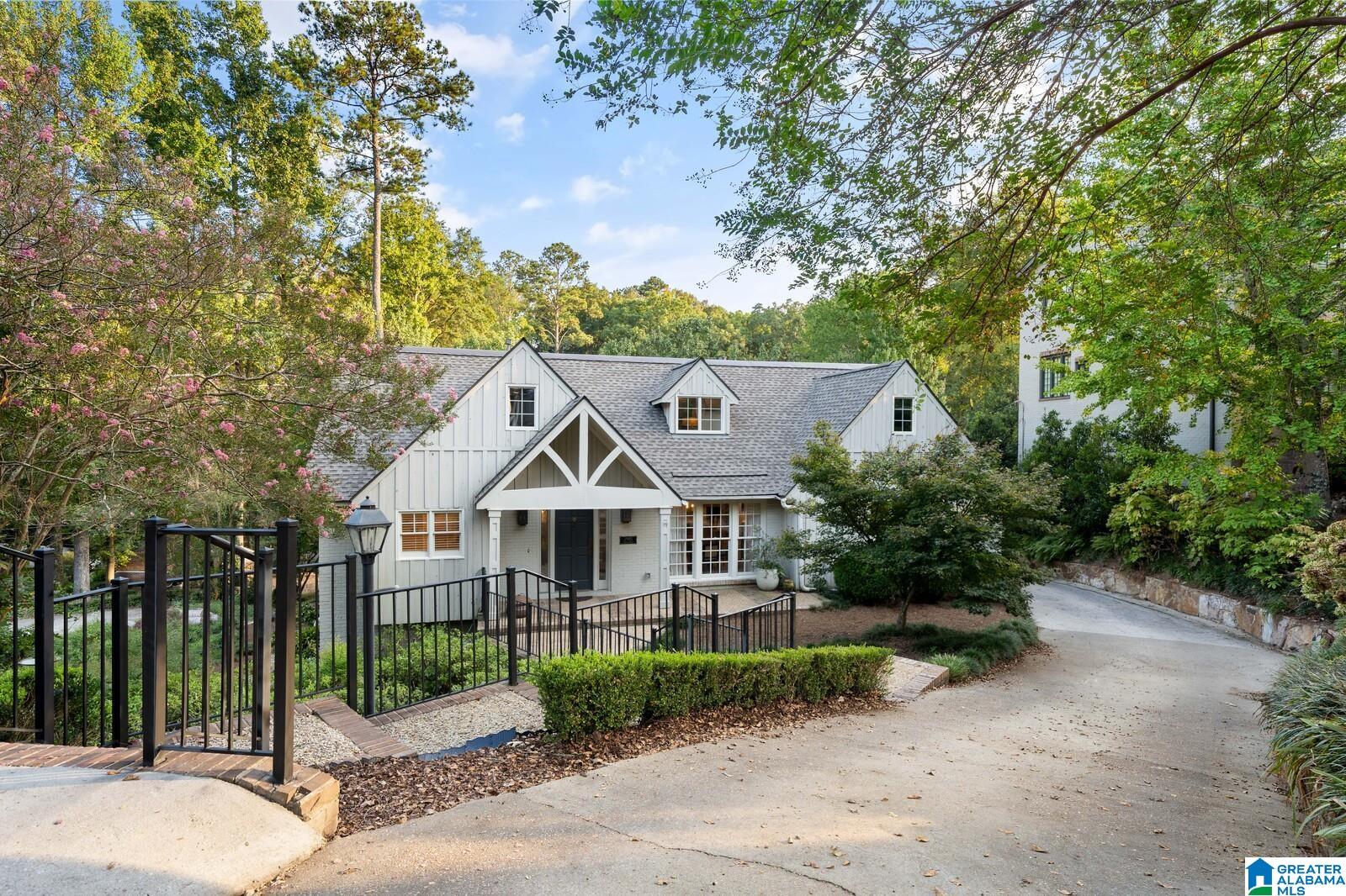 2905 Virginia Road Mountain Brook, AL 35223 - Photo 2 of 58 Gallery Image 2
