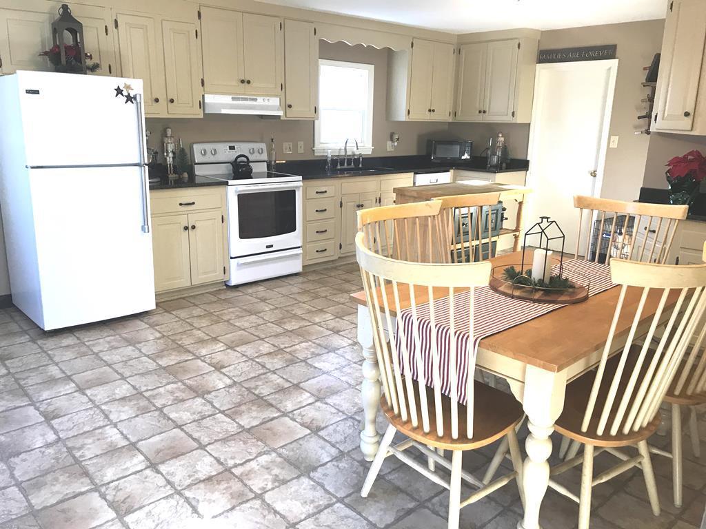 1 Ellsworth Street Springvale, ME 04083 - Photo 6 of 22 20