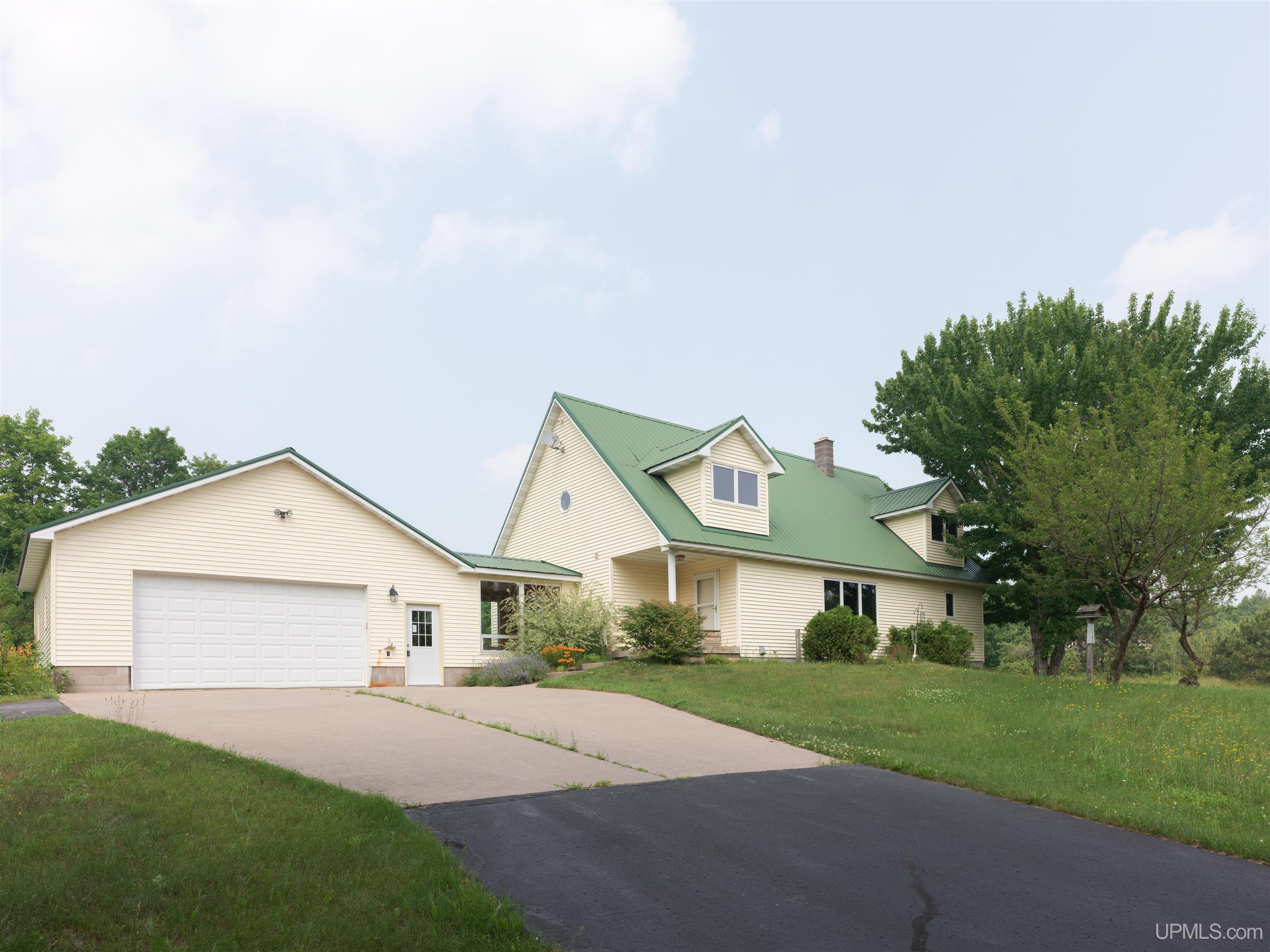 E9328 Lehnen Road Munising, MI 49862 - Photo 2 of 43