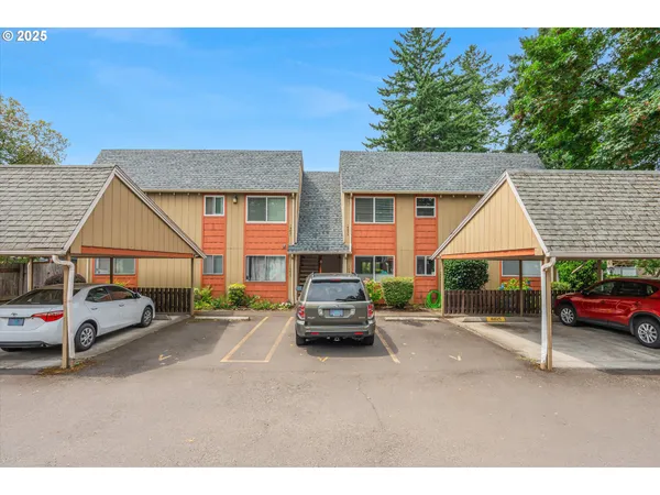 $189,900 | 16825 Southeast Powell Boulevard, Portland, OR 97236