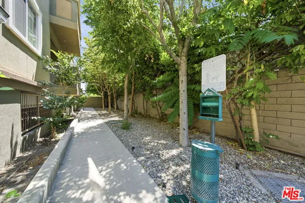 a view of a outdoor space with a street
