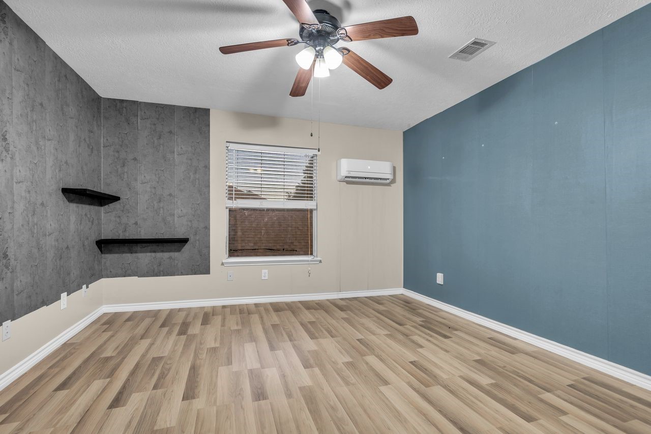 23915 Spring Oak Drive Spring, TX 77373 - Photo 32 of 37 Gallery Image 32