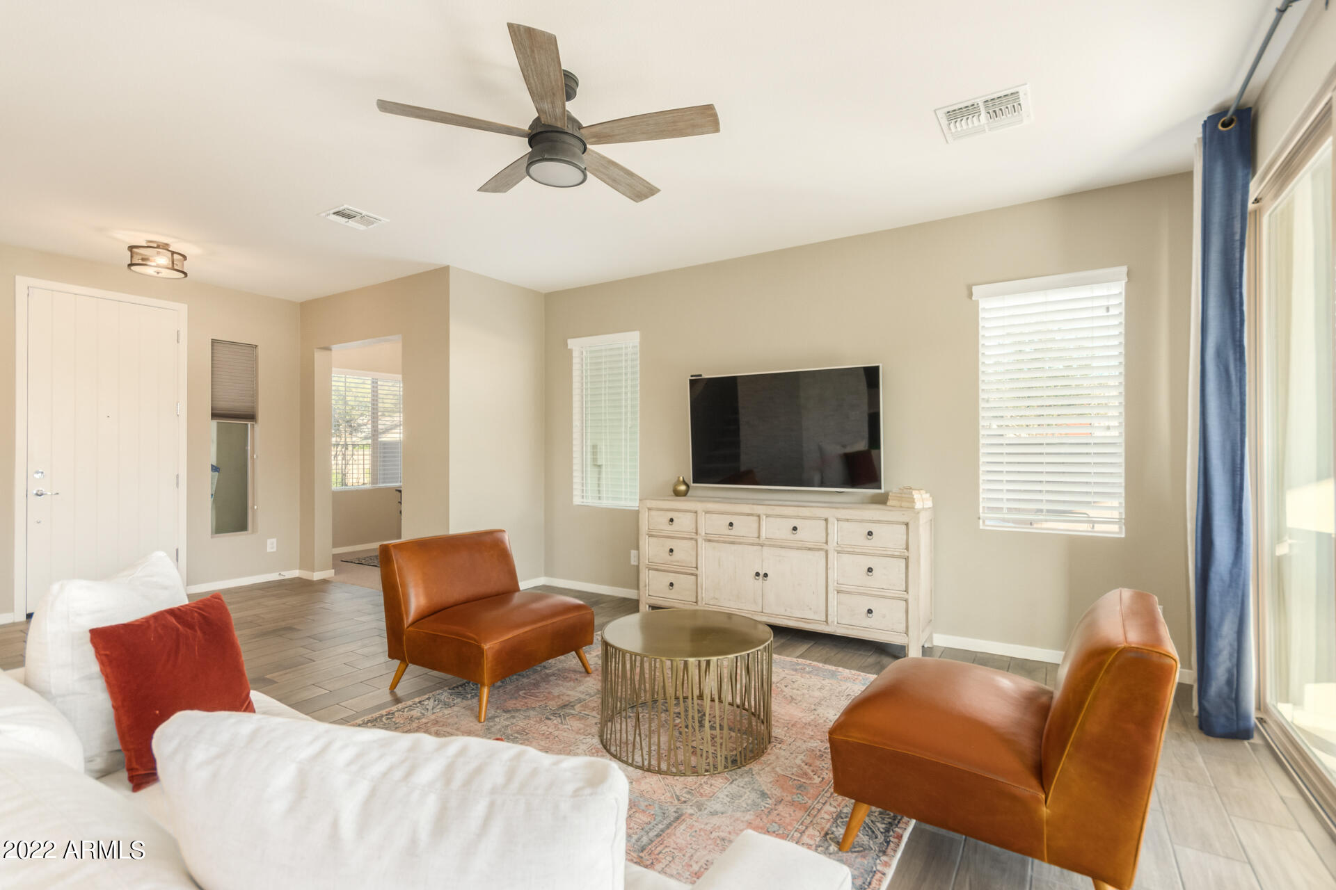 4441 East St John Road Phoenix, AZ 85032 - Photo 3 of 34 04 - Saint John