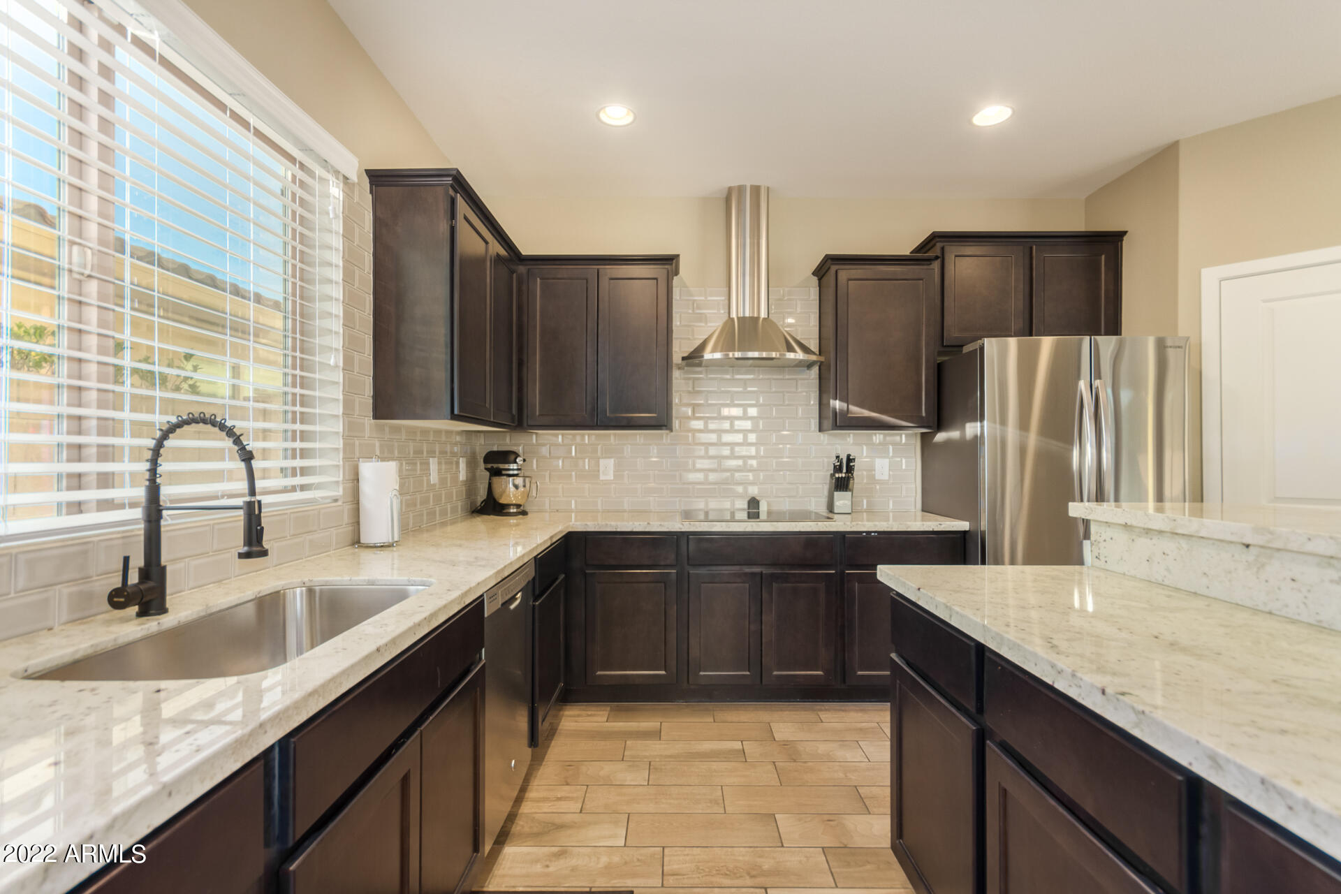 4441 East St John Road Phoenix, AZ 85032 - Photo 8 of 34 12 - Saint John