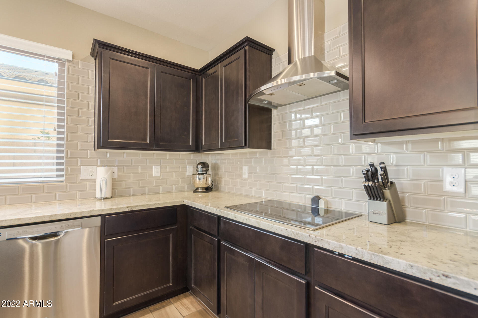4441 East St John Road Phoenix, AZ 85032 - Photo 9 of 34 14 - Saint John
