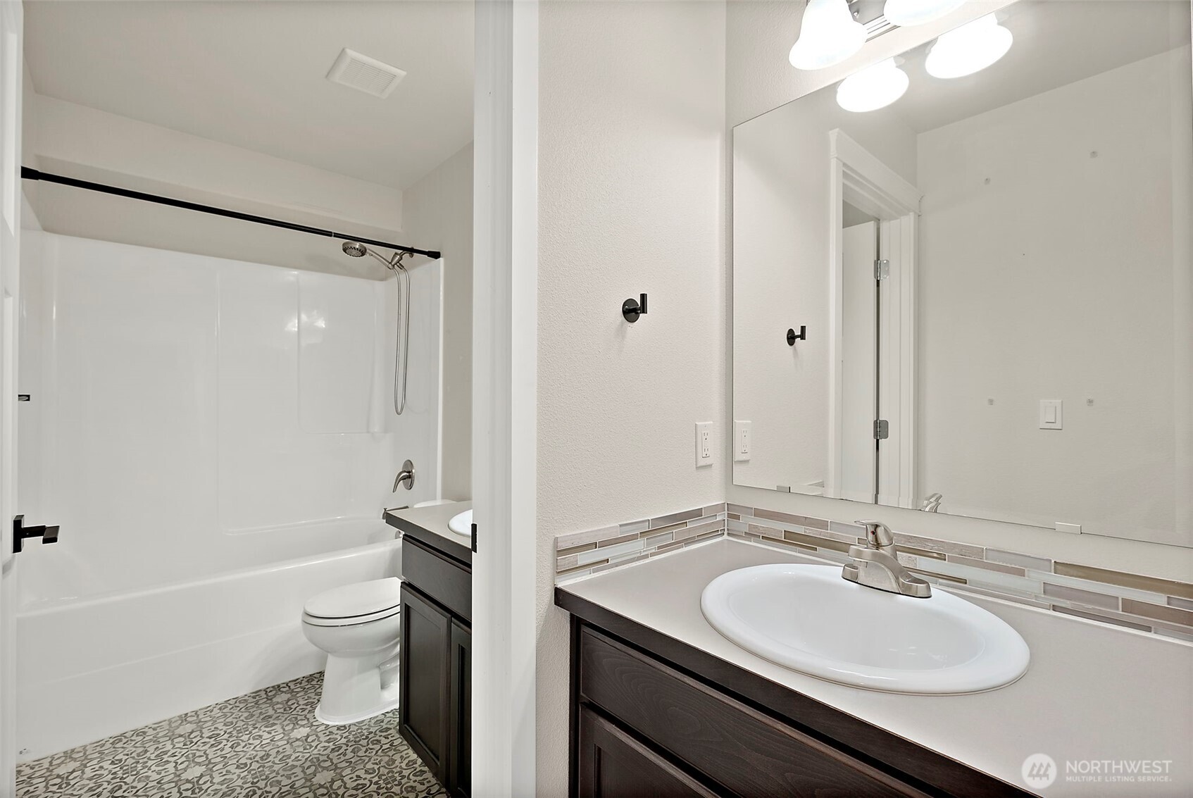 806 Mandee Street Southeast Lacey, WA 98513 - Photo 18 of 36