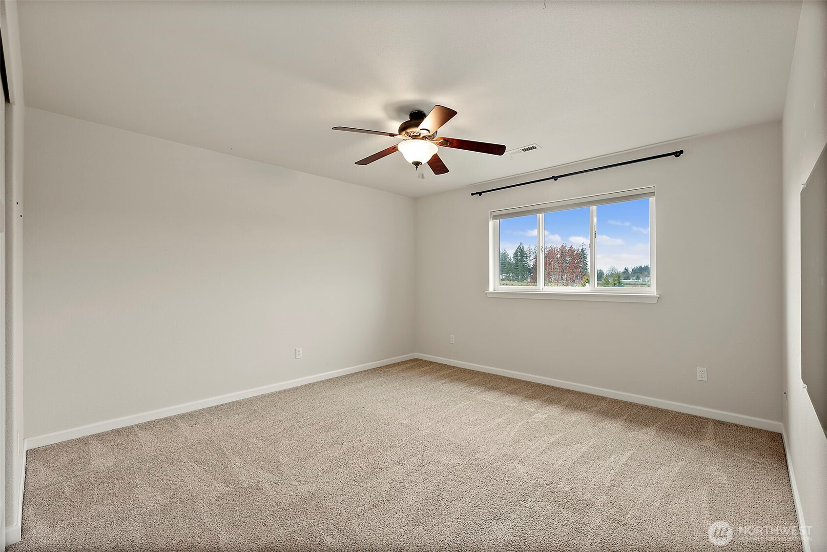 806 Mandee Street Southeast Lacey, WA 98513 - Photo 25 of 36