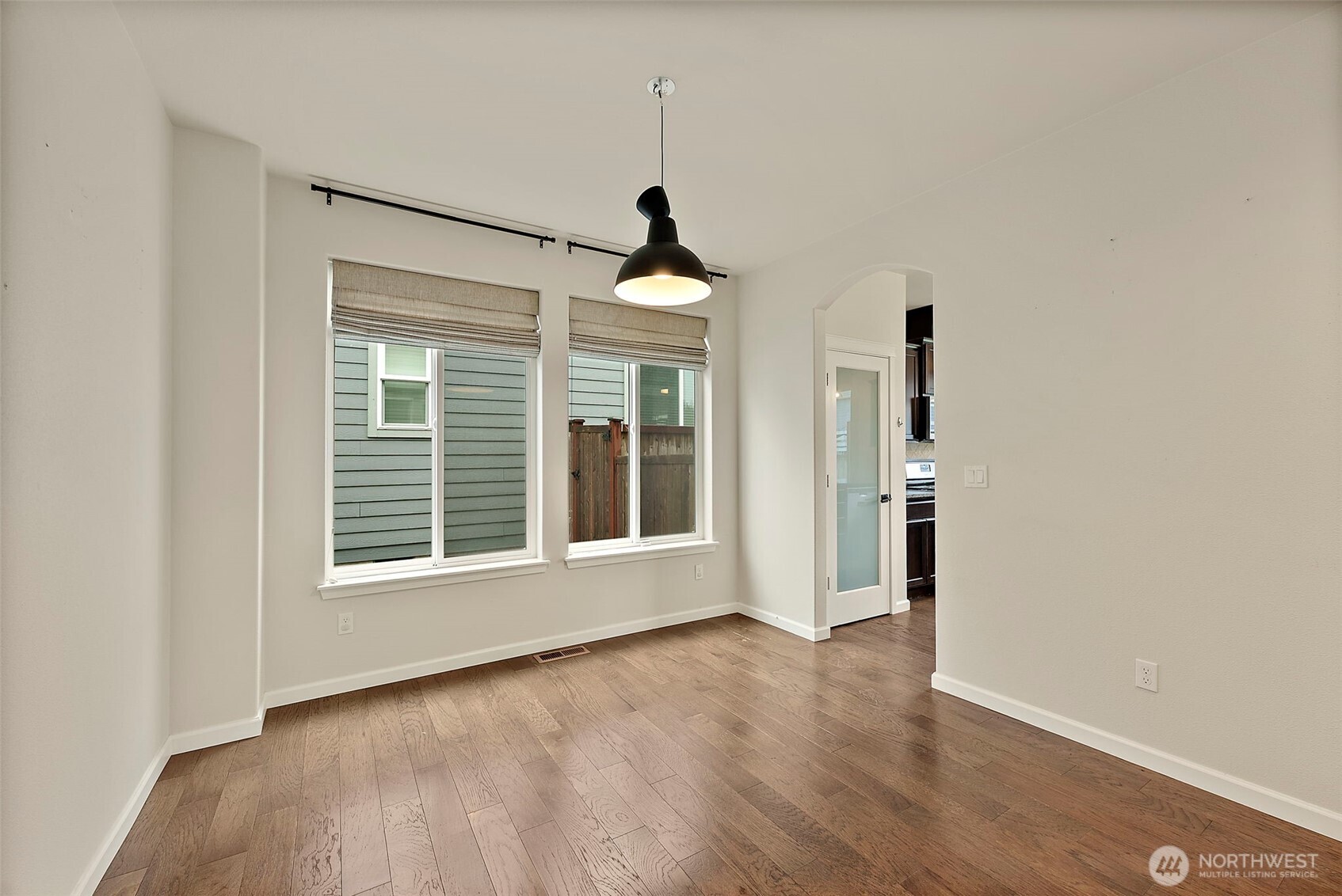 806 Mandee Street Southeast Lacey, WA 98513 - Photo 4 of 36