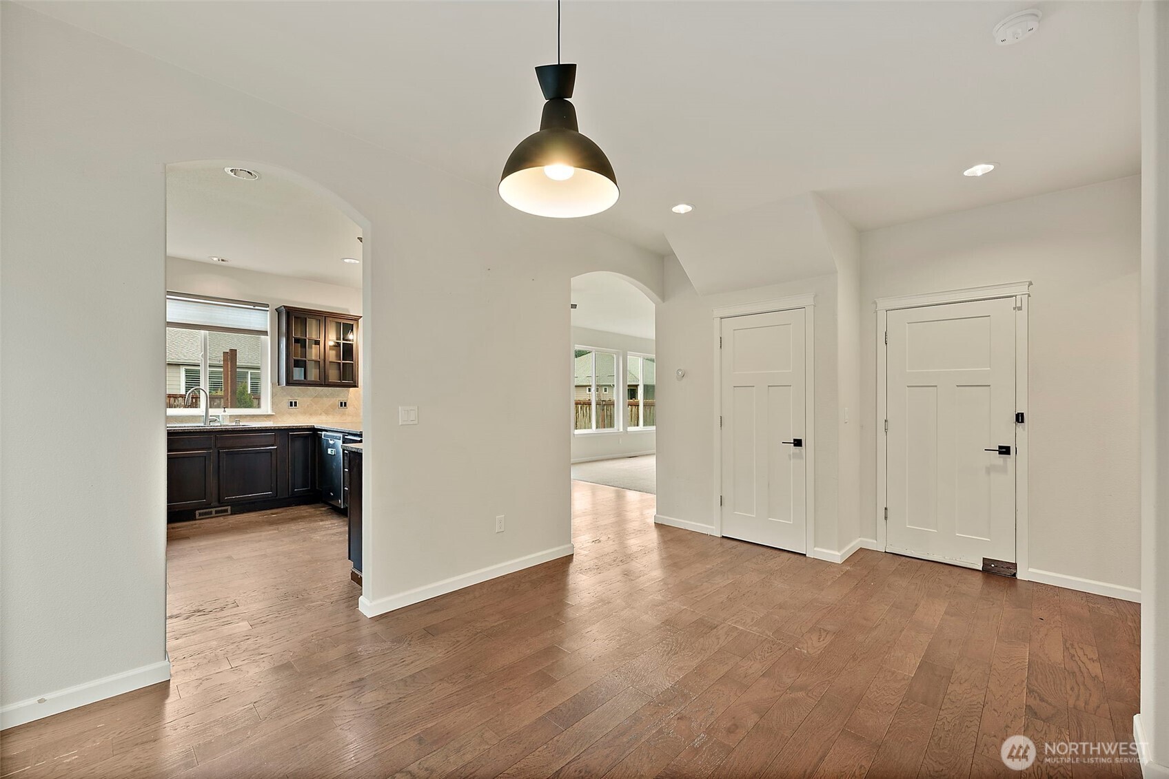 806 Mandee Street Southeast Lacey, WA 98513 - Photo 5 of 36